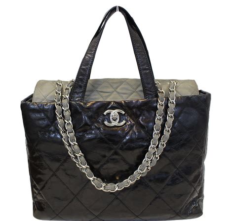 Chanel tote bag returns